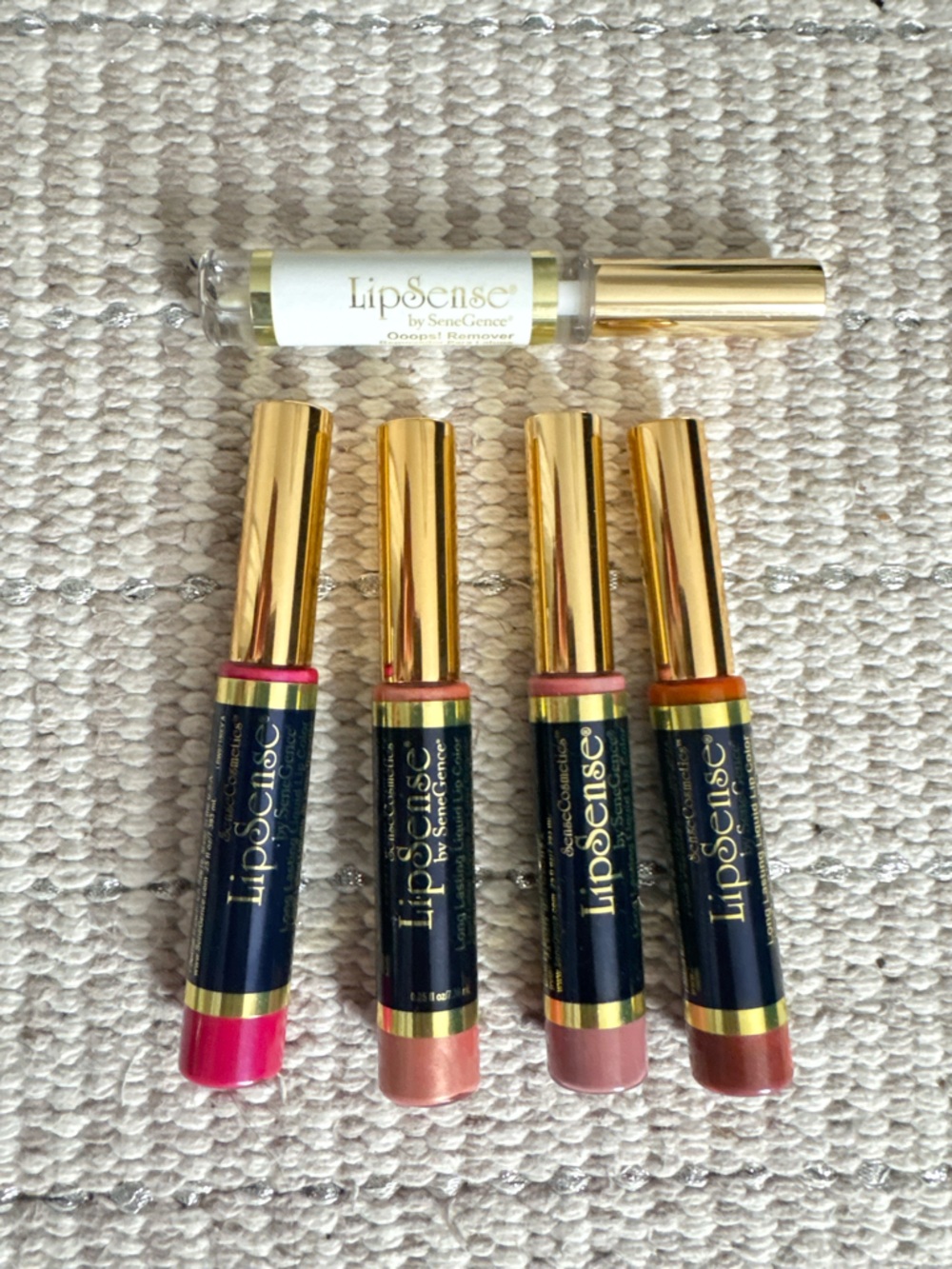 NWT LipSense Lip Color Set in Coral, Peach, Pink & Mauve- FREE ooops! corrector